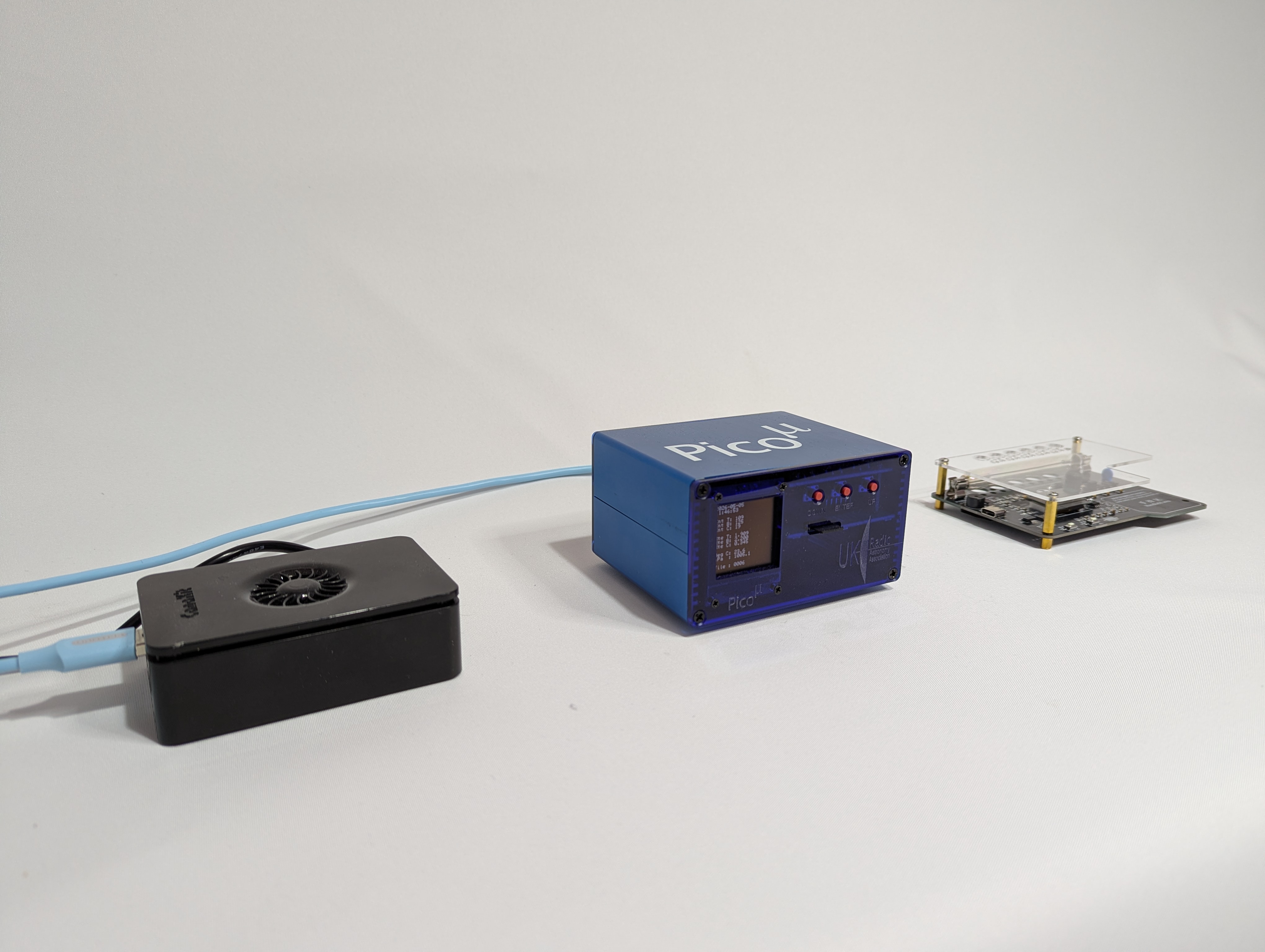 PicoMuon detector with Raspberry Pi 5 (left) and Lither Muon Ionization detector (right).
